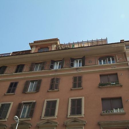 Le Suites Del Vaticano Roma Exterior foto
